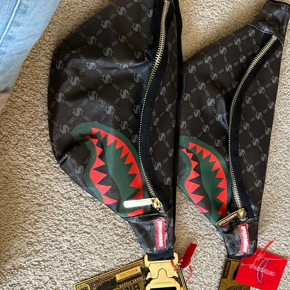 Sprayground Fanny pack - Picture 1 of 7